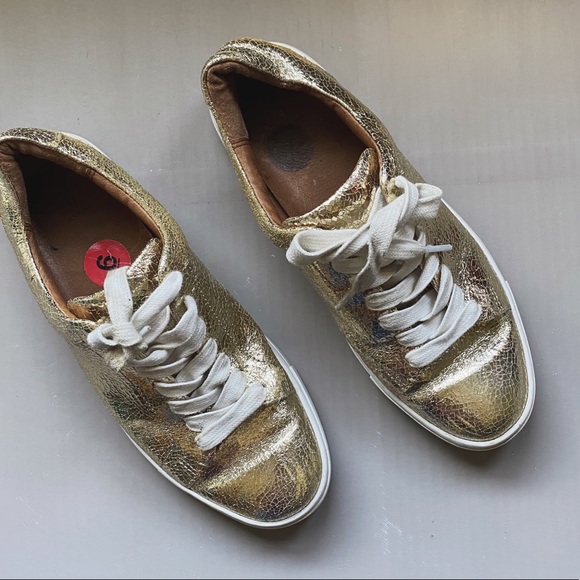COPY - Frye Gold Sneakers - Picture 5 of 7